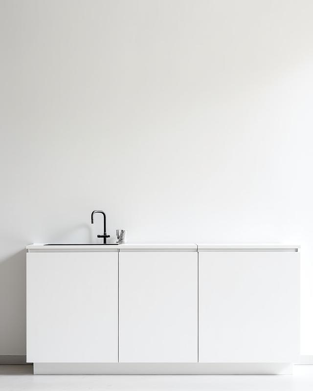 Cucina ultra minimalista bianca opaca